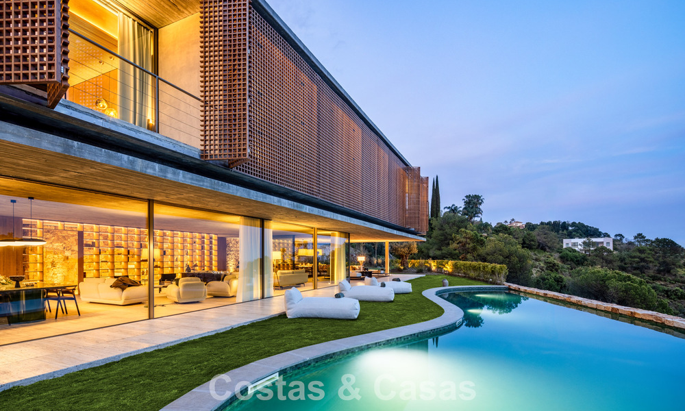 State-of-the-art luxevilla met adembenemend uitzicht te koop in het exclusieve El Madroñal, Benahavis - Marbella 780607