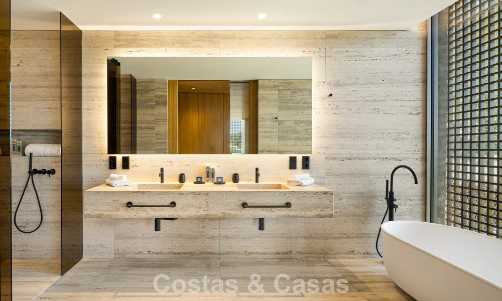 State-of-the-art luxevilla met adembenemend uitzicht te koop in het exclusieve El Madroñal, Benahavis - Marbella 780646