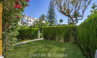 Gerenoveerd 3-slaapkamer tuinappartement op loopafstand van Puerto Banus in Nueva Andalucia, Marbella 780671 