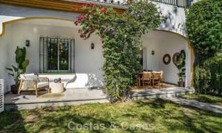 Gerenoveerd 3-slaapkamer tuinappartement op loopafstand van Puerto Banus in Nueva Andalucia, Marbella 780684 