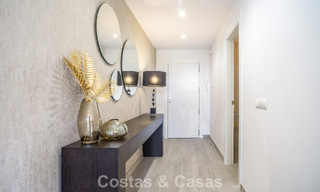 Gerenoveerd 3-slaapkamer tuinappartement op loopafstand van Puerto Banus in Nueva Andalucia, Marbella 780686 