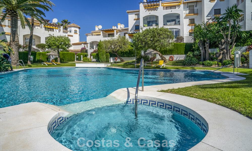Gerenoveerd 3-slaapkamer tuinappartement op loopafstand van Puerto Banus in Nueva Andalucia, Marbella 780706