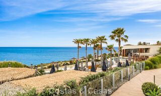 Luxueus, modern appartement met zeezicht te koop direct aan het strand in Estepona, Costa del Sol 780805 