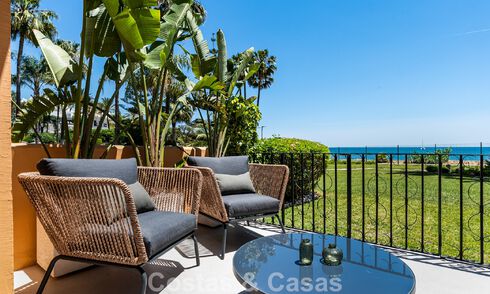 Instapklaar strandappartement met prachtig zeezicht te koop in het westelijke deel van Estepona 781075