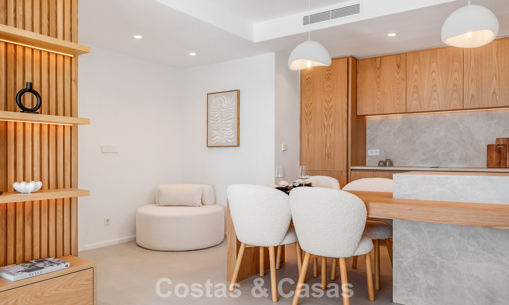 Instapklaar strandappartement met prachtig zeezicht te koop in het westelijke deel van Estepona 781083