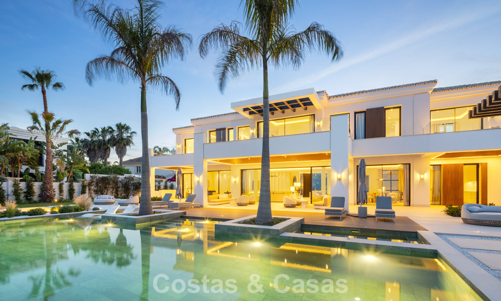 Exclusieve luxevilla met een moderne-Andalusische architectuur te koop met panoramisch zeezicht in Marbella - Benahavis 781177