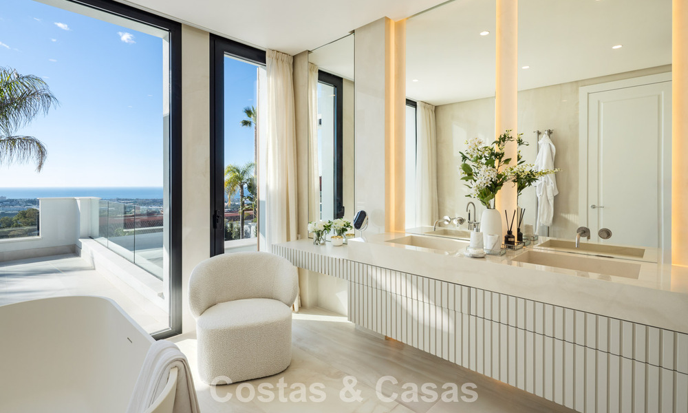 Exclusieve luxevilla met een moderne-Andalusische architectuur te koop met panoramisch zeezicht in Marbella - Benahavis 781190
