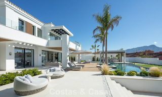 Exclusieve luxevilla met een moderne-Andalusische architectuur te koop met panoramisch zeezicht in Marbella - Benahavis 781203 