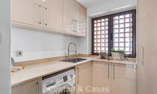 Luxe penthouse te koop aan het strand op de New Golden Mile tussen Marbella en Estepona 781260 