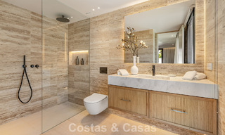 Spectaculaire luxevilla te koop in een felbegeerde urbanisatie in Nueva Andalucia, Marbella 781314 