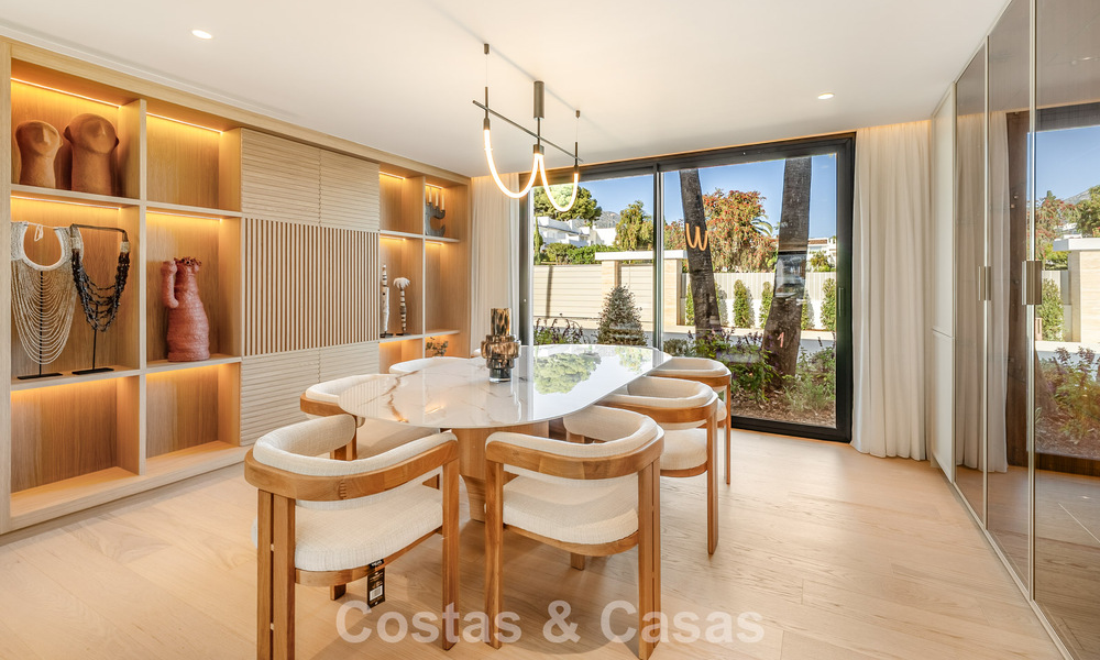 Spectaculaire luxevilla te koop in een felbegeerde urbanisatie in Nueva Andalucia, Marbella 781322