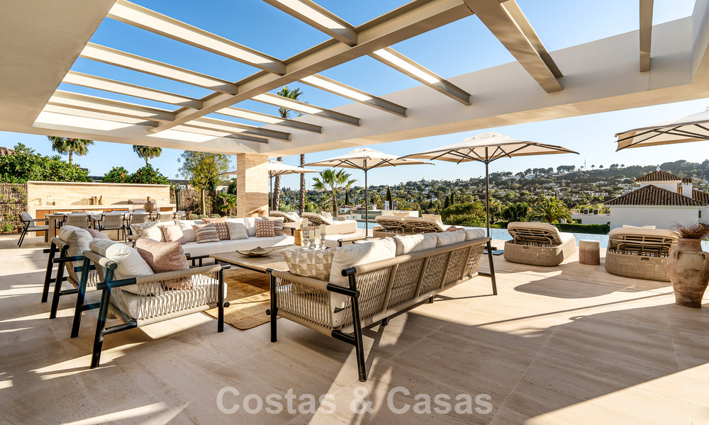 Spectaculaire luxevilla te koop in een felbegeerde urbanisatie in Nueva Andalucia, Marbella 781339