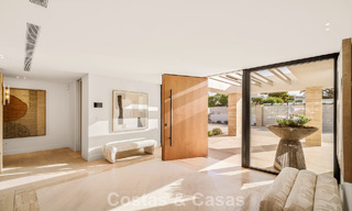 Spectaculaire luxevilla te koop in een felbegeerde urbanisatie in Nueva Andalucia, Marbella 781343 