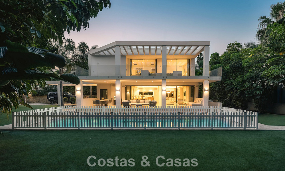 Modernistische familievilla te koop, in een geprefereerde gemeenschap in La Quinta, Marbella - Benahavis 781407