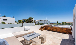 Modernistische familievilla te koop, in een geprefereerde gemeenschap in La Quinta, Marbella - Benahavis 781416 