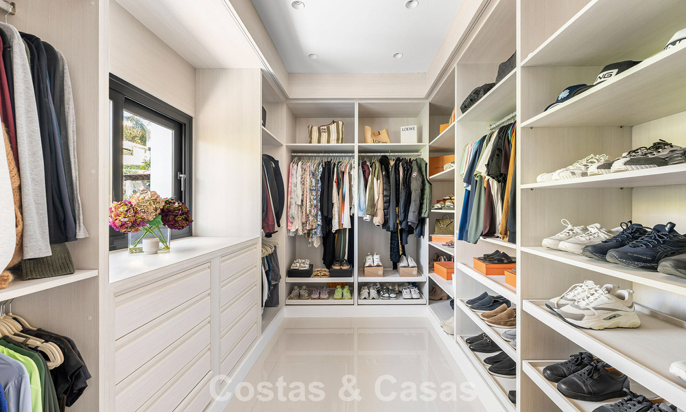 Modernistische familievilla te koop, in een geprefereerde gemeenschap in La Quinta, Marbella - Benahavis 781430