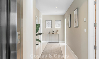 Modernistische familievilla te koop, in een geprefereerde gemeenschap in La Quinta, Marbella - Benahavis 781431 