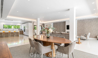 Modernistische familievilla te koop, in een geprefereerde gemeenschap in La Quinta, Marbella - Benahavis 781454 