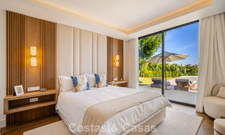 Instapklare, geavanceerde luxevilla te koop eerstelijnsgolf in Nueva Andalucia’s golfvallei, Marbella 781648 