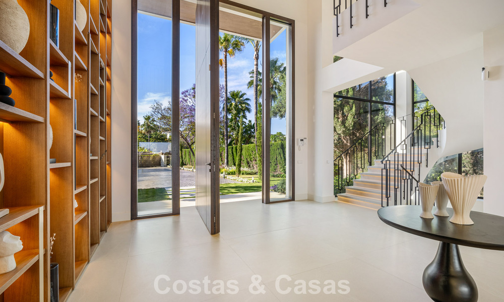 Instapklare, geavanceerde luxevilla te koop eerstelijnsgolf in Nueva Andalucia’s golfvallei, Marbella 781663