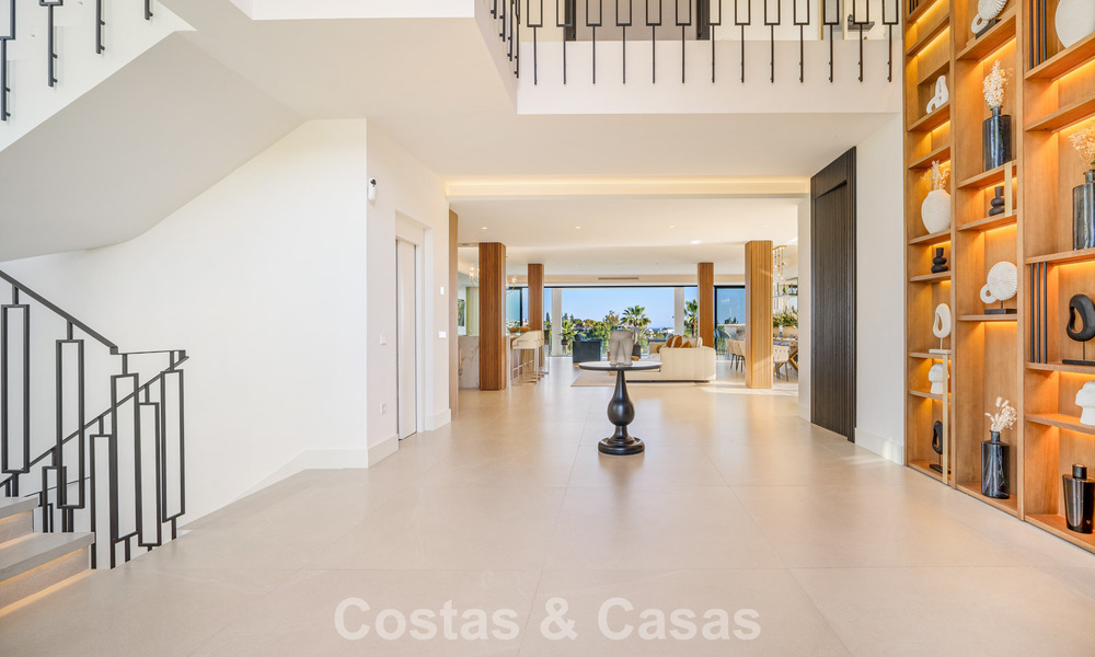 Instapklare, geavanceerde luxevilla te koop eerstelijnsgolf in Nueva Andalucia’s golfvallei, Marbella 781664