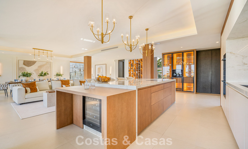 Instapklare, geavanceerde luxevilla te koop eerstelijnsgolf in Nueva Andalucia’s golfvallei, Marbella 781675
