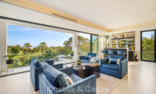 Instapklare, geavanceerde luxevilla te koop eerstelijnsgolf in Nueva Andalucia’s golfvallei, Marbella 781676 