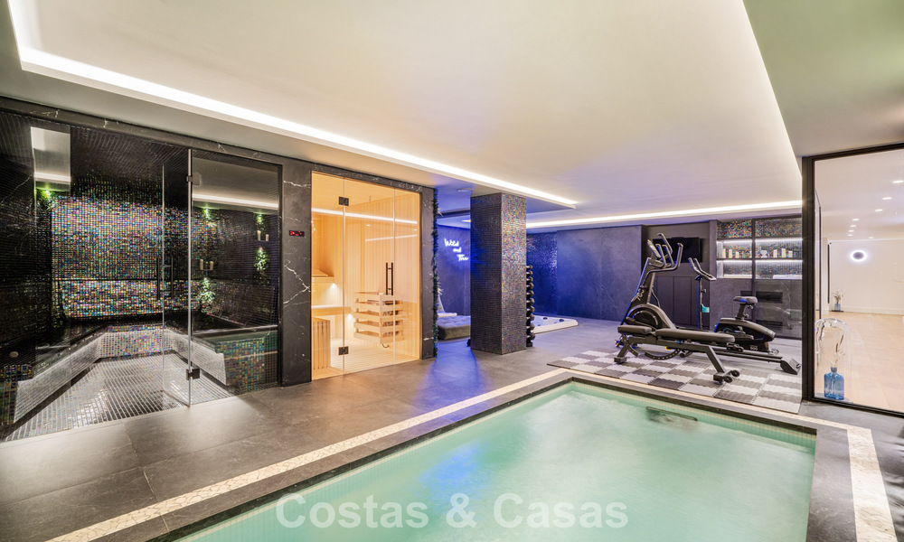 Instapklare, geavanceerde luxevilla te koop eerstelijnsgolf in Nueva Andalucia’s golfvallei, Marbella 781685