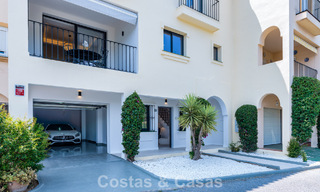 Prachtig gerenoveerd herenhuis te koop eerstelijns Aloha Golf in Nueva Andalucia, Marbella 781715 