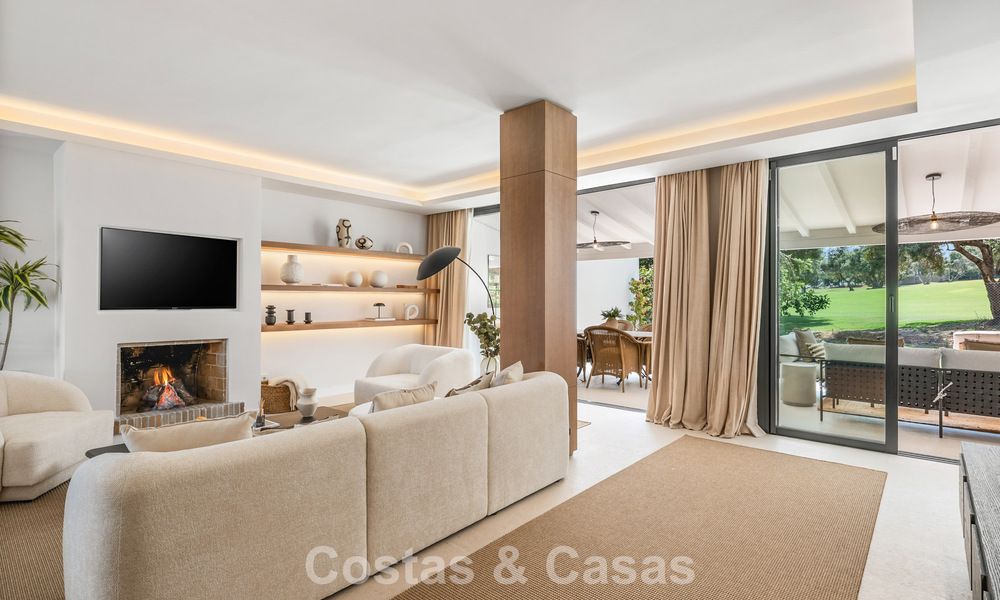 Prachtig gerenoveerd herenhuis te koop eerstelijns Aloha Golf in Nueva Andalucia, Marbella 781730