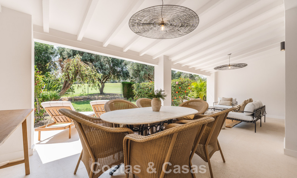 Prachtig gerenoveerd herenhuis te koop eerstelijns Aloha Golf in Nueva Andalucia, Marbella 781739