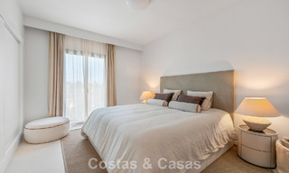 Prachtig gerenoveerd herenhuis te koop eerstelijns Aloha Golf in Nueva Andalucia, Marbella 781741 