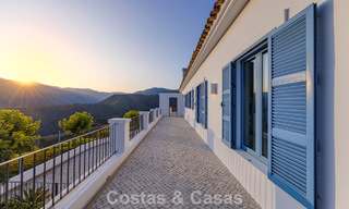 Prachtig Mediterraan landhuis met adembenemend zeezicht te koop in Benahavis - Marbella 781806 