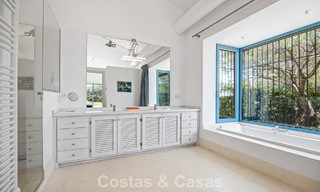 Prachtig Mediterraan landhuis met adembenemend zeezicht te koop in Benahavis - Marbella 781845 