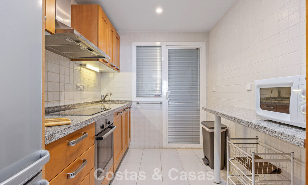 Instapklaar, ruim 3-slaapkamer appartement te koop met golf- en zeezicht in Benahavis - Marbella 781897