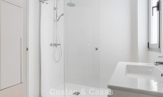 Instapklaar, contemporain appartement te koop op de New Golden Mile tussen Marbella en Estepona 781950 