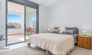 Instapklaar, contemporain appartement te koop op de New Golden Mile tussen Marbella en Estepona 781951 