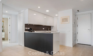 Instapklaar, contemporain appartement te koop op de New Golden Mile tussen Marbella en Estepona 781959 