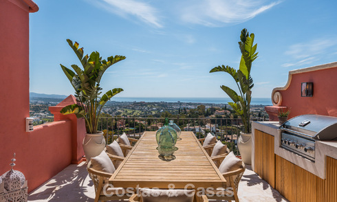 Instapklaar duplex penthouse, modern gerenoveerd, met formidabel zeezicht te koop in Marbella - Benahavis 782413