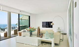 Instapklaar appartement met berg- en zeezicht te koop in een vooruitstrevend lifestyle-complex in Fuengirola, Costa del Sol 782107 