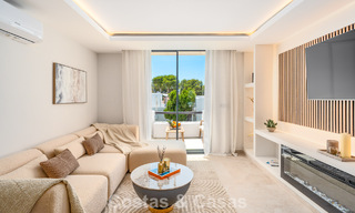 Instapklaar duplex penthouse te koop in een gated complex in Rio Verde - Nueva Andalucia, Marbella 782221 