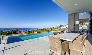 Instapklare, moderne luxevilla met panoramisch zeezicht te koop in een rustige woonwijk in Benalmadena, Costa del Sol 782321 