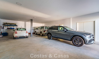 Instapklare, moderne luxevilla met panoramisch zeezicht te koop in een rustige woonwijk in Benalmadena, Costa del Sol 782341 