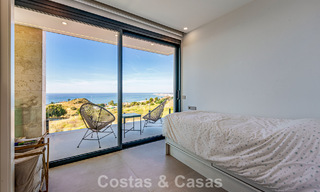 Instapklare, moderne luxevilla met panoramisch zeezicht te koop in een rustige woonwijk in Benalmadena, Costa del Sol 782344 