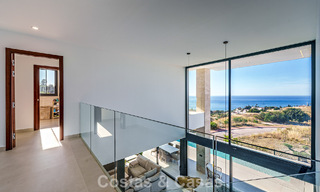 Instapklare, moderne luxevilla met panoramisch zeezicht te koop in een rustige woonwijk in Benalmadena, Costa del Sol 782346 