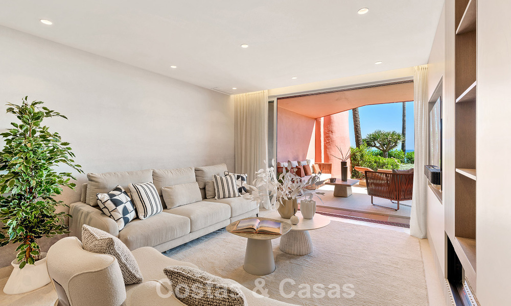 Hoogwaardig gerenoveerd tuinappartement met open zeezicht te koop, eerstelijnsstrand tussen Marbella en Estepona 783423