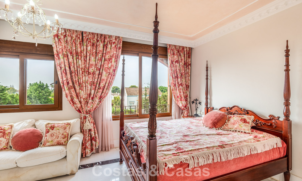 Zeer ruim duplex penthouse met eigen zwembad te koop, beachside nabij Guadalmina Baja, Marbella - Estepona 783531