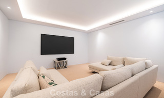 Eigentijdse villa te koop op loopafstand van het strand en voorzieningen in Marbella stad 783516 