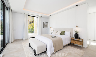 Eigentijdse villa te koop op loopafstand van het strand en voorzieningen in Marbella stad 783523 