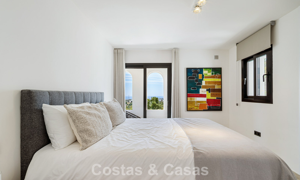 Luxueuze, hedendaagse mediterrane villa te koop in de heuvels van Nueva Andalucia, Marbella 783217